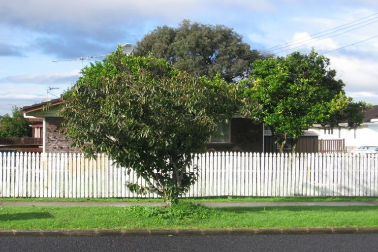 Photo of property in 2/95 Fitzroy Street, Papatoetoe, Auckland, 2104