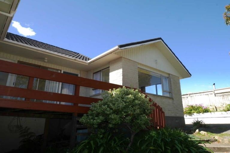 Photo of property in 16 Island View Terrace, Waikanae Beach, Waikanae, 5036