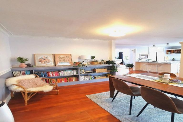 Photo of property in 17 Landview Road, Parkvale, Tauranga, 3112