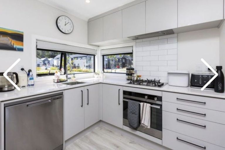 Photo of property in 1 Raeble Walkington Lane, Wallaceville, Upper Hutt, 5018