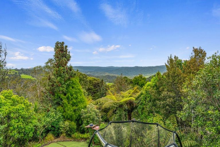 Photo of property in 321 Wairere Road, Waitakere, Henderson, 0782