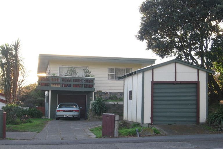 Photo of property in 97a Amohia Street, Paraparaumu, 5032