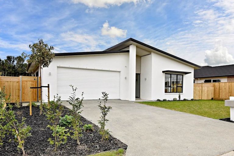 Photo of property in 33 Doidge Street, Beachlands, Auckland, 2018