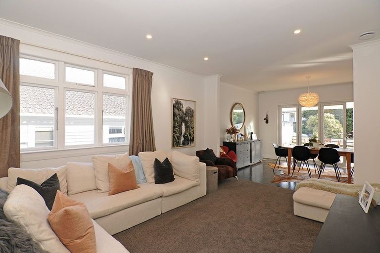 Photo of property in 145 Darlington Road, Miramar, Wellington, 6022