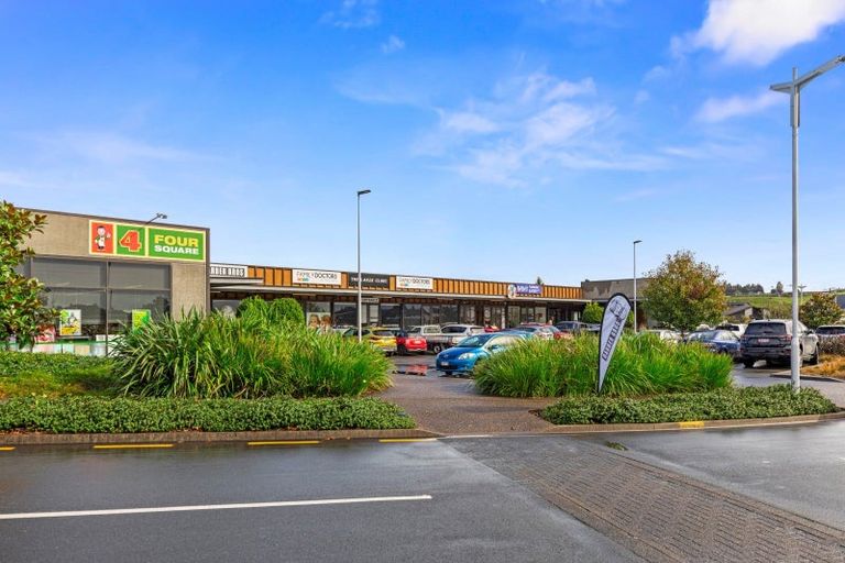 Photo of property in 185 Lakes Boulevard, Pyes Pa, Tauranga, 3112