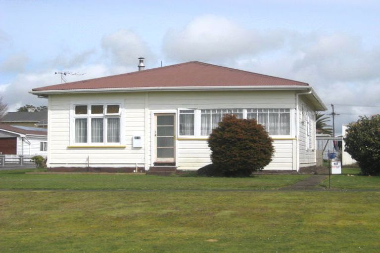 Photo of property in 17 Orlando Street, Stratford, 4332