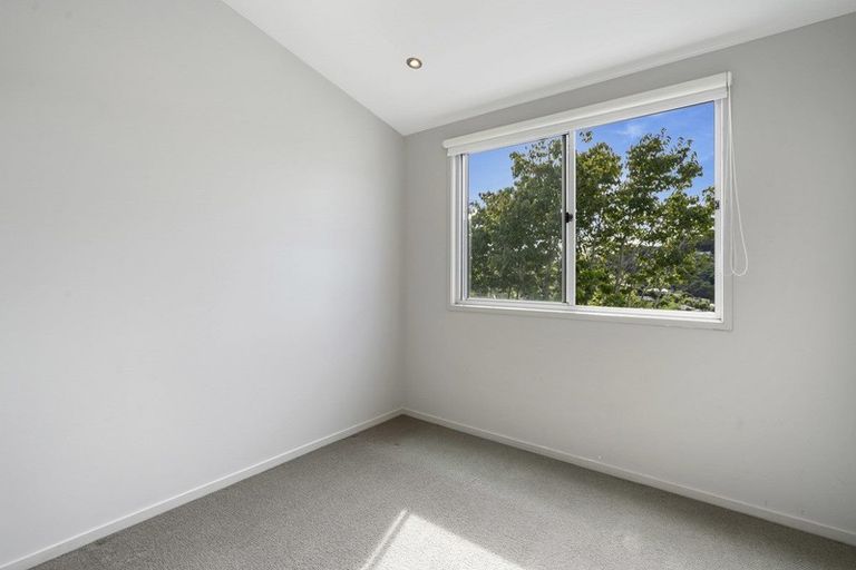 Photo of property in 4 Gould Street, Russell, 0202