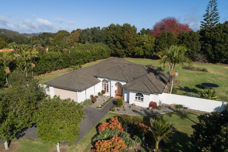 Photo of property in 32 Blue Marlin Drive, Kerikeri, 0230