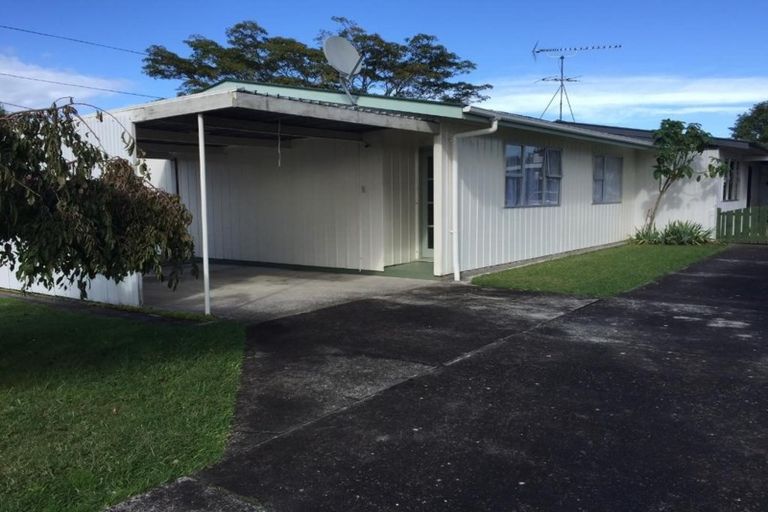 Photo of property in 1/35 Kelvin Road, Papakura, 2110