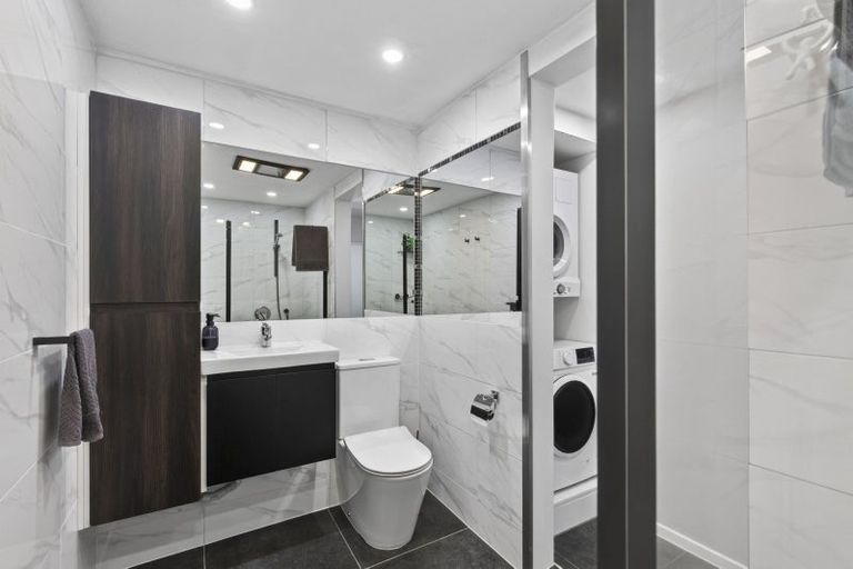 Photo of property in 3/220 Coronation Avenue, Welbourn, New Plymouth, 4310