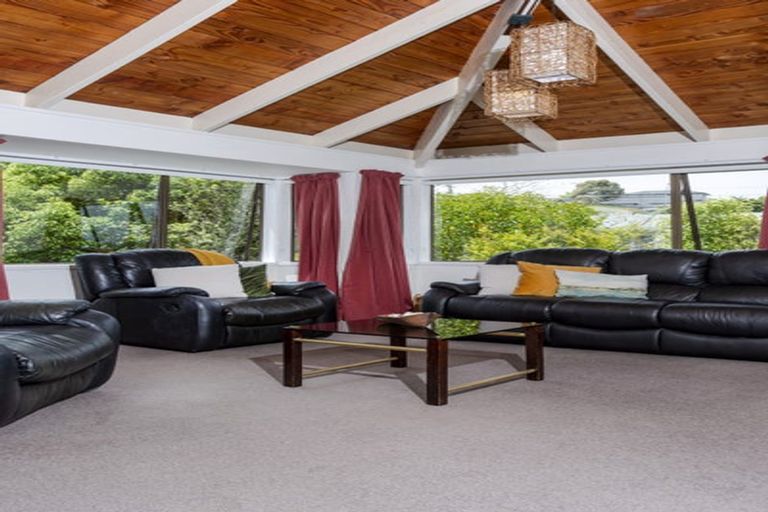 Photo of property in 3/72 Lake Road, Northcote, Auckland, 0627