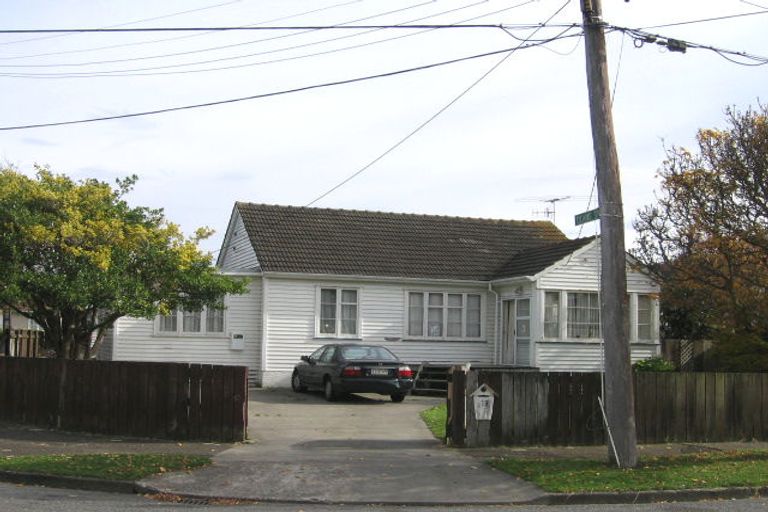 Photo of property in 13 Pringle Street, Taita, Lower Hutt, 5011
