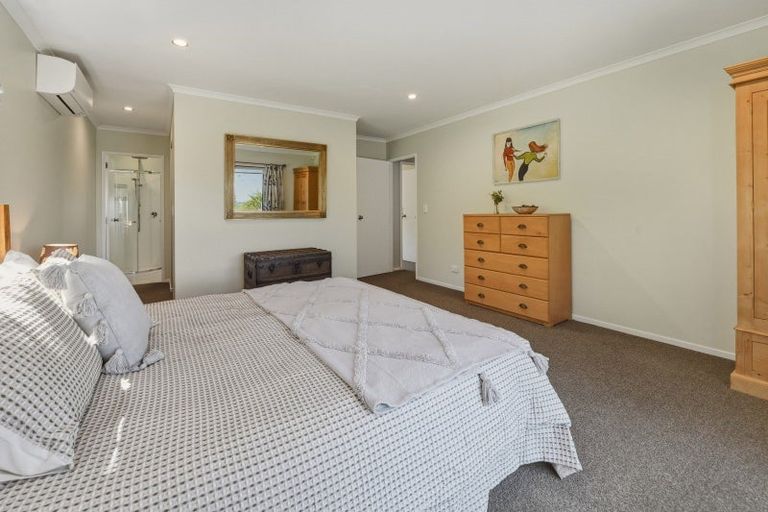 Photo of property in 34 Hepina Heights, Kinloch, Taupo, 3377