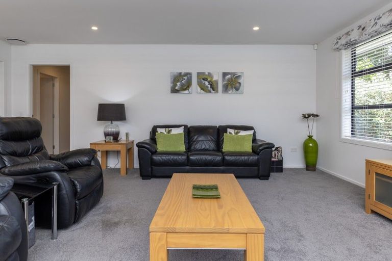 Photo of property in 14 Fiesta Grove, Raumati Beach, Paraparaumu, 5032
