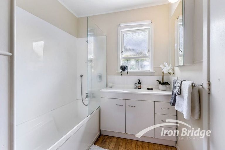 Photo of property in 39 Lynden Avenue, Hillcrest, Auckland, 0627