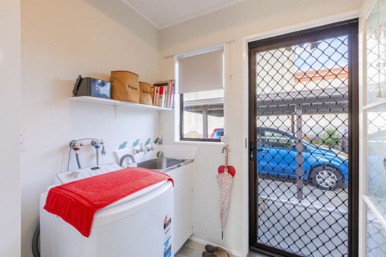 Photo of property in 2/16 Wellington Road, Waipukurau, 4200