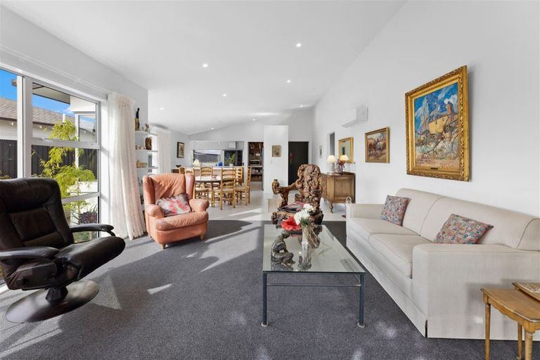 Photo of property in 33 Hamill Road, Halswell, Christchurch, 8025