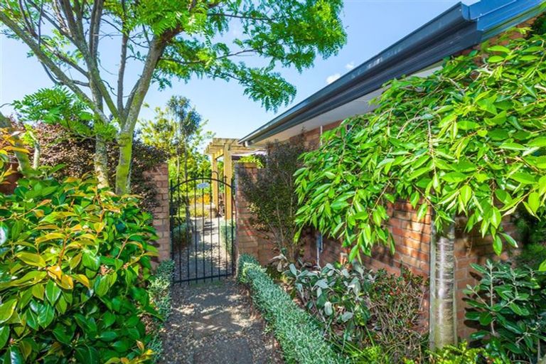 Photo of property in 29 Rolleston Drive, Rolleston, 7614