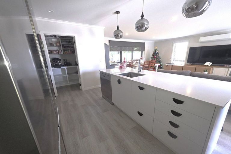 Photo of property in 6 Tara Iti Way, Coastlands, Whakatane, 3120