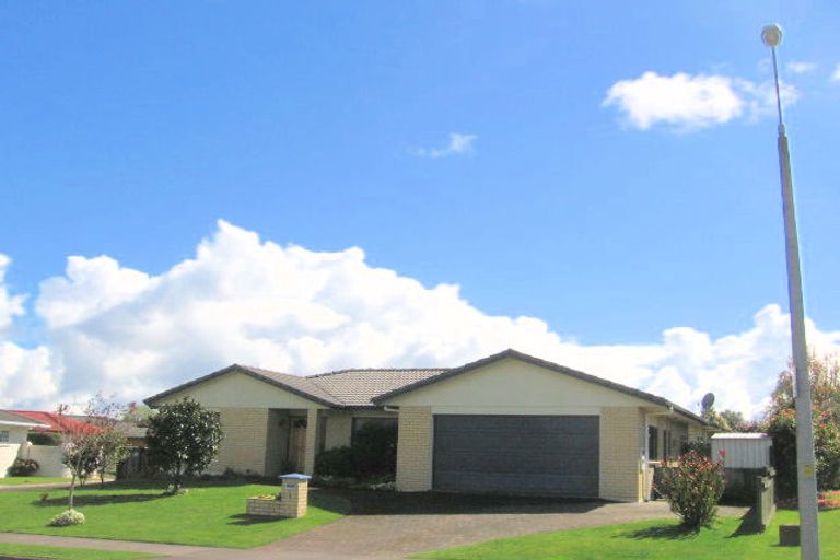 Photo of property in 8 Stanley Drive, Lynmore, Rotorua, 3010