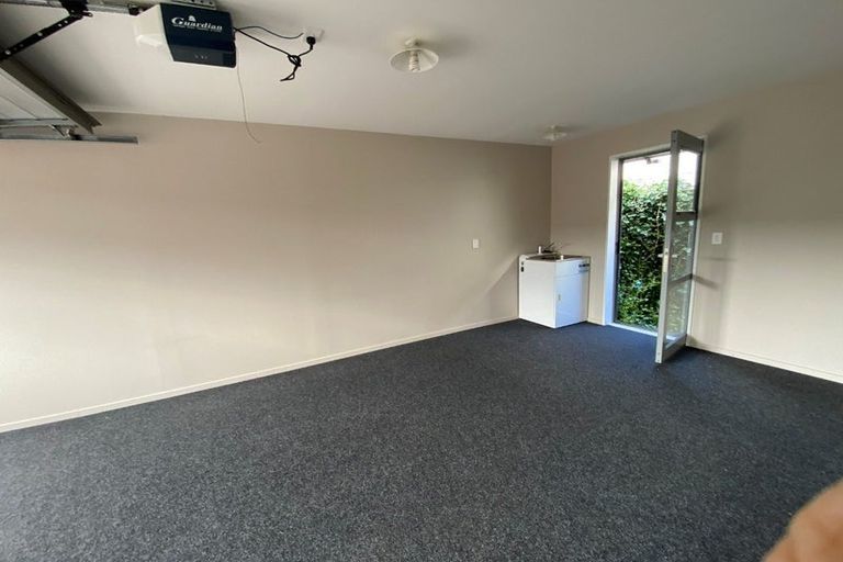 Photo of property in 36c Fairfield Avenue, Addington, Christchurch, 8024