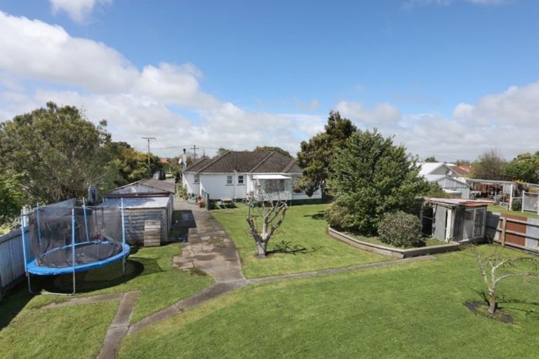 Photo of property in 18 Blackwell Street, Marton, 4710