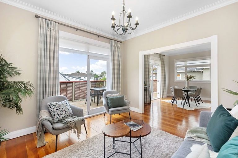 Photo of property in 29 Kingsway Avenue, Sandringham, Auckland, 1025