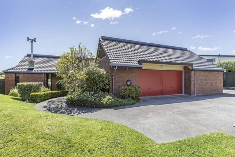 Photo of property in 21 Bosun Terrace, Whitby, Porirua, 5024