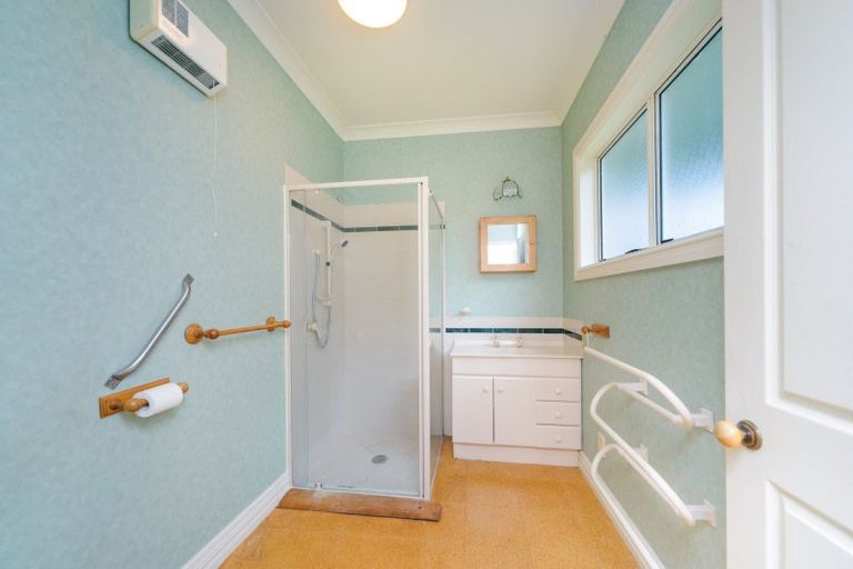 Photo of property in 82 Halcombe Road, Feilding, 4775