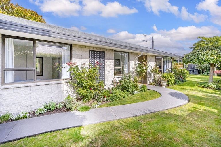 Photo of property in 17 Todd Avenue, Bishopdale, Christchurch, 8051