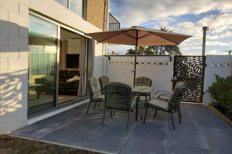 Photo of property in 361 Marine Parade, New Brighton, Christchurch, 8061