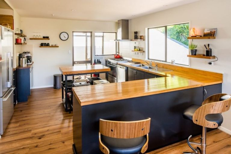 Photo of property in 8/24 Acheron Road, Paremata, Porirua, 5026