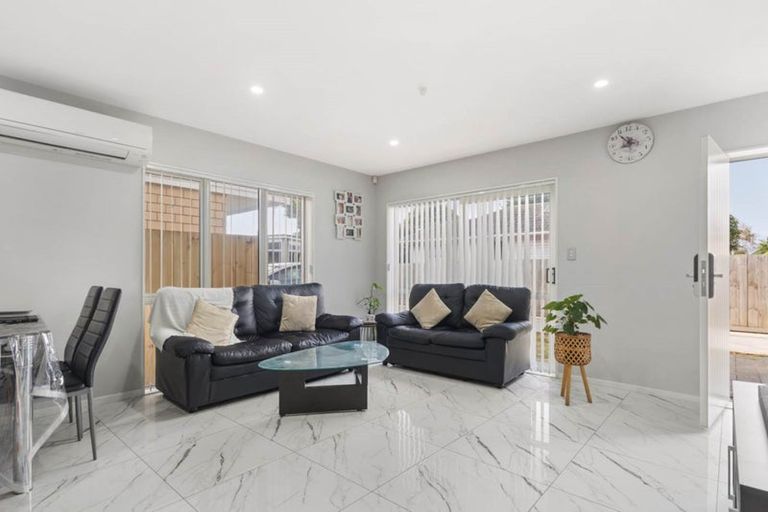 Photo of property in 58a Mckean Avenue, Manurewa, Auckland, 2102