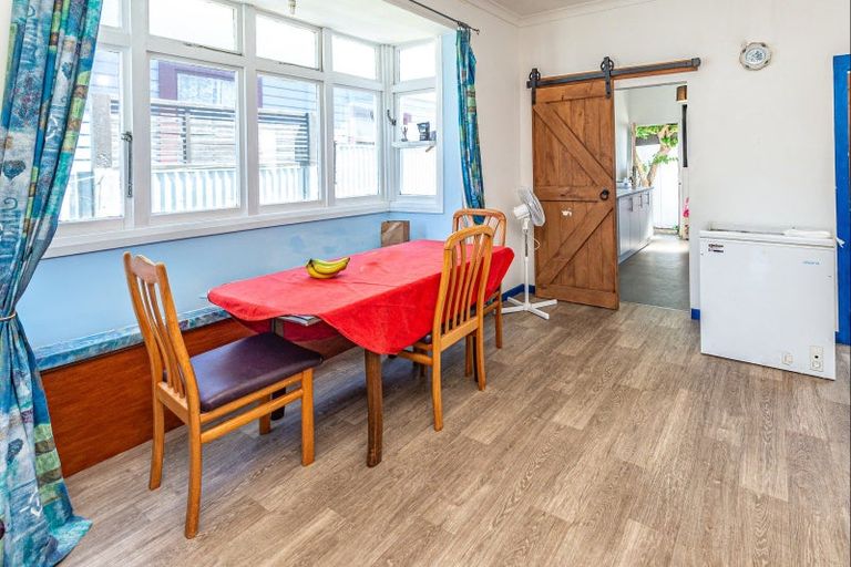 Photo of property in 44 Bignell Street, Gonville, Whanganui, 4501