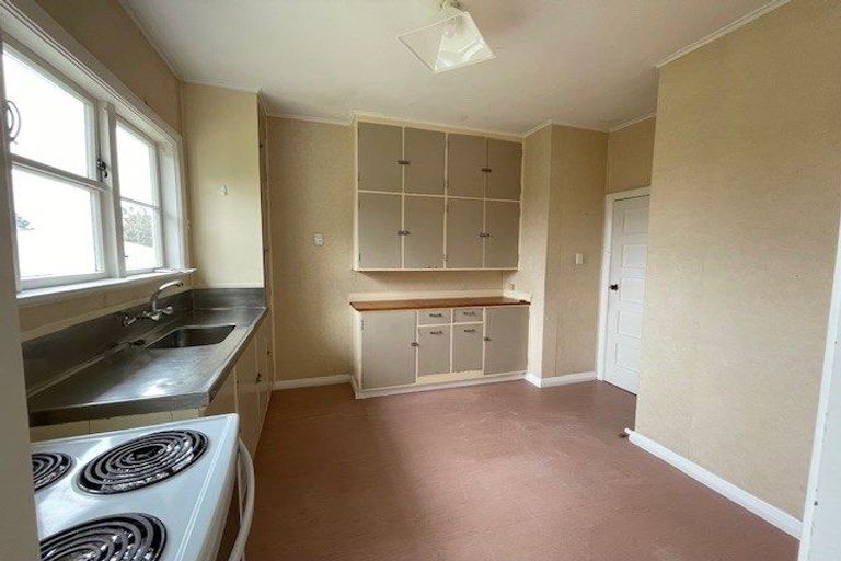 Photo of property in 66 Norton Park Avenue, Fairfield, Lower Hutt, 5011