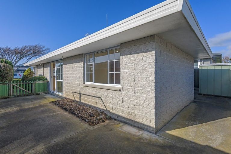 Photo of property in 106 Cook Street, West End, Palmerston North, 4410