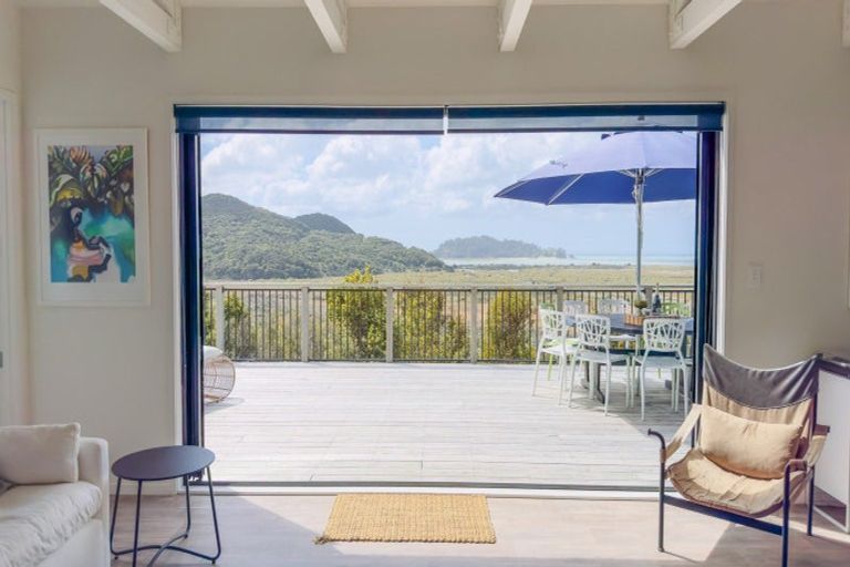 Photo of property in 13 Kaipapaka Row, Te Rerenga, Coromandel, 3582