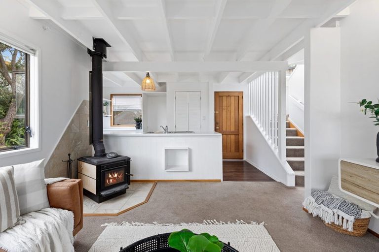 Photo of property in 42 Victory Street, Welcome Bay, Tauranga, 3112