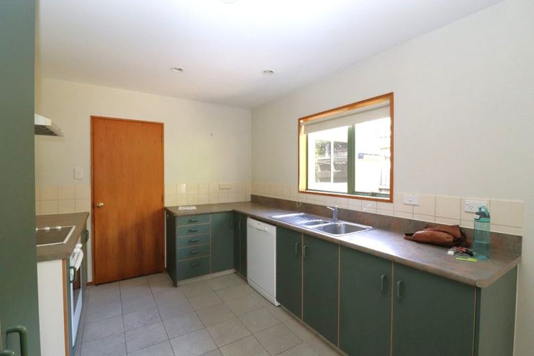 Photo of property in 15 Brockworth Place, Riccarton, Christchurch, 8011