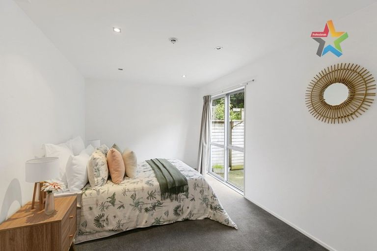 Photo of property in 44 Saddleback Grove, Karori, Wellington, 6012