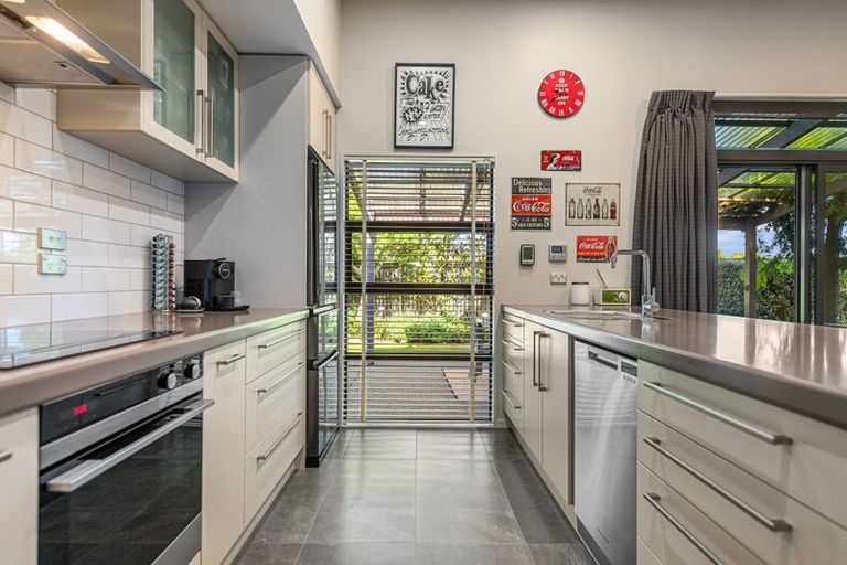 Photo of property in 42 Reka Street, Parklands, Christchurch, 8083