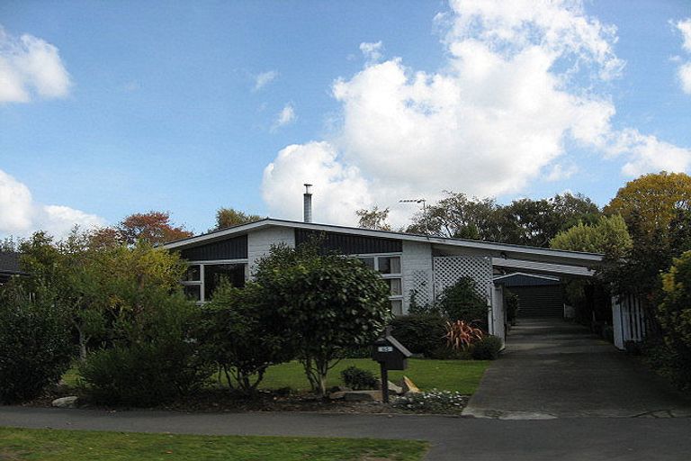 Photo of property in 65 Carruthers Street, Ilam, Christchurch, 8041