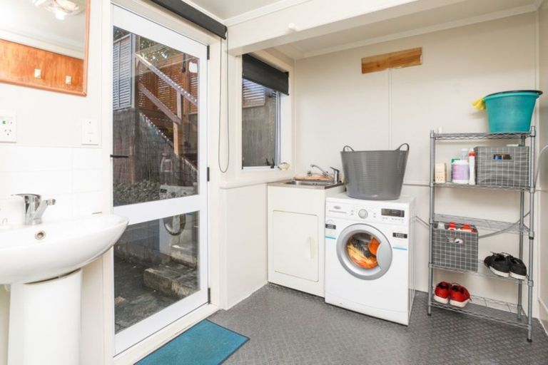 Photo of property in 67 Newcastle Road, Dinsdale, Hamilton, 3204