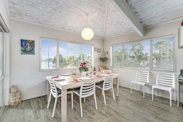 Photo of property in 19 Carina Way, Whitianga, 3510