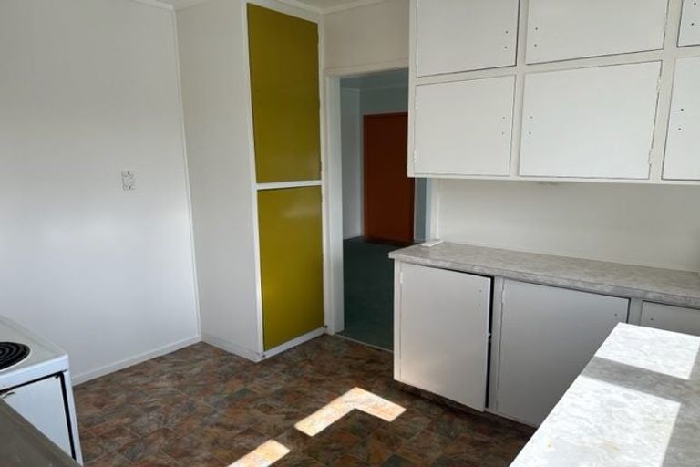 Photo of property in 2/39 Eban Avenue, Hillcrest, Auckland, 0627