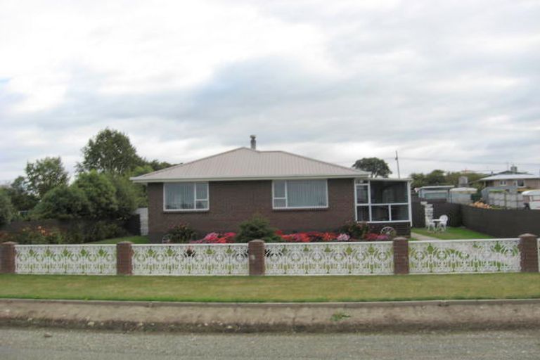 Photo of property in 51 Grove Avenue, Weston, Oamaru, 9401