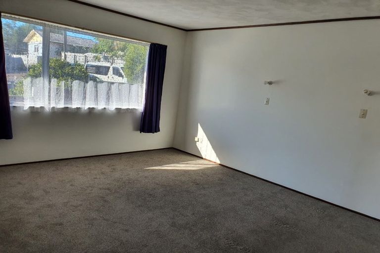 Photo of property in 2/139a Mokoia Road, Birkenhead, Auckland, 0626