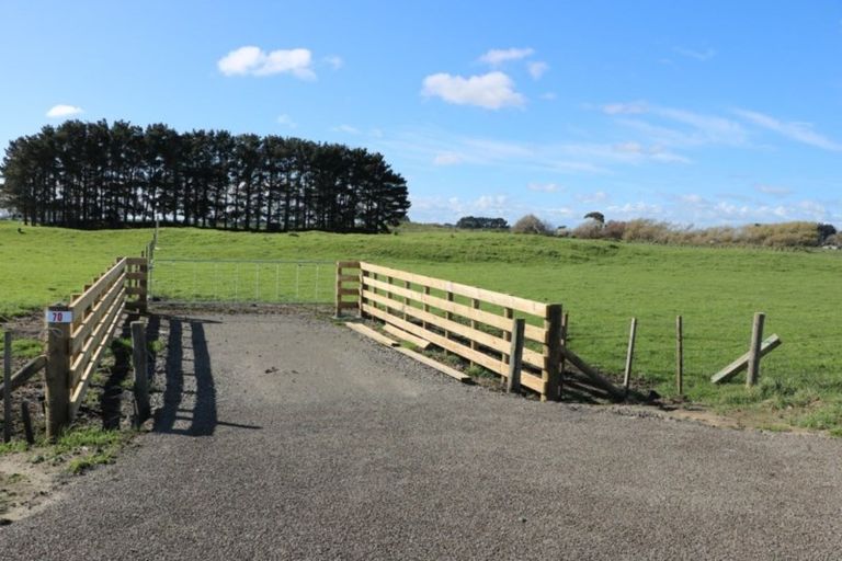 Photo of property in 70 Himatangi Beach Road, Himatangi, Foxton, 4891