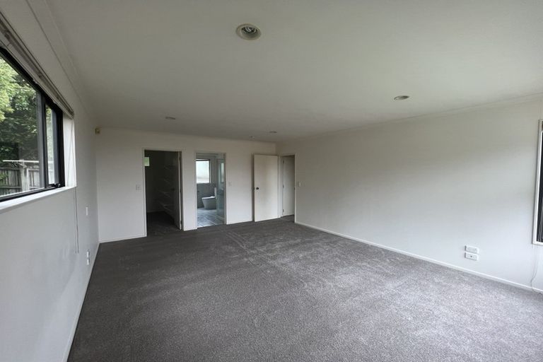 Photo of property in 66 Kate Sheppard Avenue, Torbay, Auckland, 0630