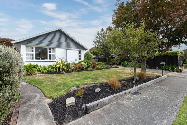 Photo of property in 5 Neave Place, Hillmorton, Christchurch, 8025